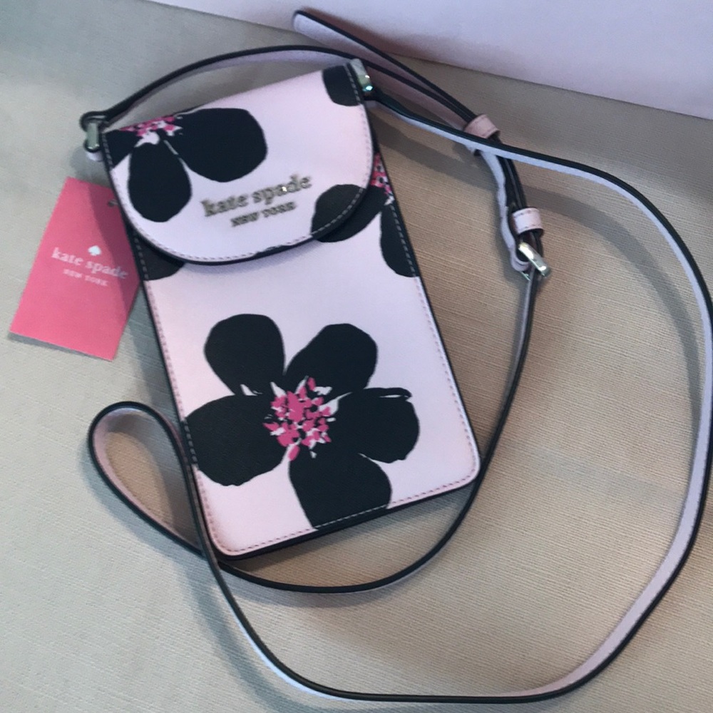 ๐NWT Kate Spade flap phone crossbody - Picture 3 of 5